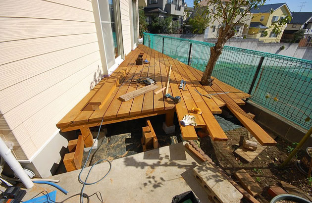 神奈川県横浜市 ウッドテラスに秘密の床下収納施工事例